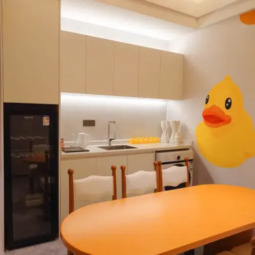 Child-Friendly Parent-Child Three-Bedroom Suite | Home-Style Gathering | Kids Bathtub | Spacious Activity Area