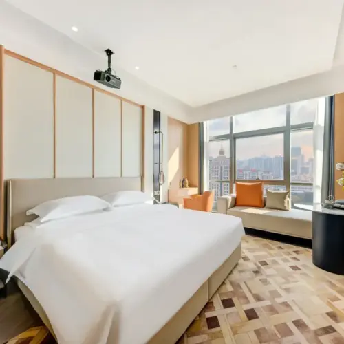 Deluxe Queen Room
