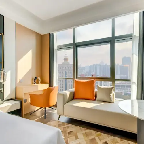 Deluxe Queen Room