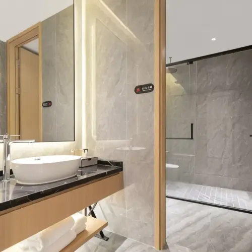 Executive Three-Bedroom Gathering Suite | Separate Bedrooms | Spacious Living Room | Two Bathrooms