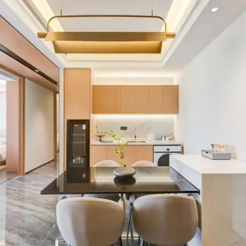 Executive Two-Bedroom Suite with Two Bathrooms | Panoramic Meeting Space | Ideal for Group Gatherings