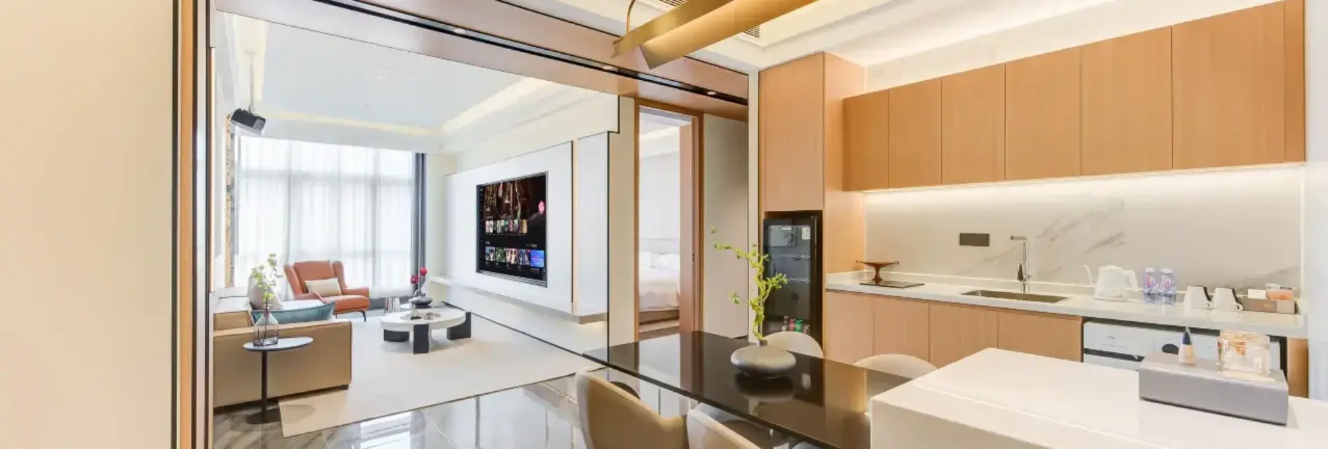 Executive Two-Bedroom Suite with Two Bathrooms | Panoramic Meeting Space | Ideal for Group Gatherings